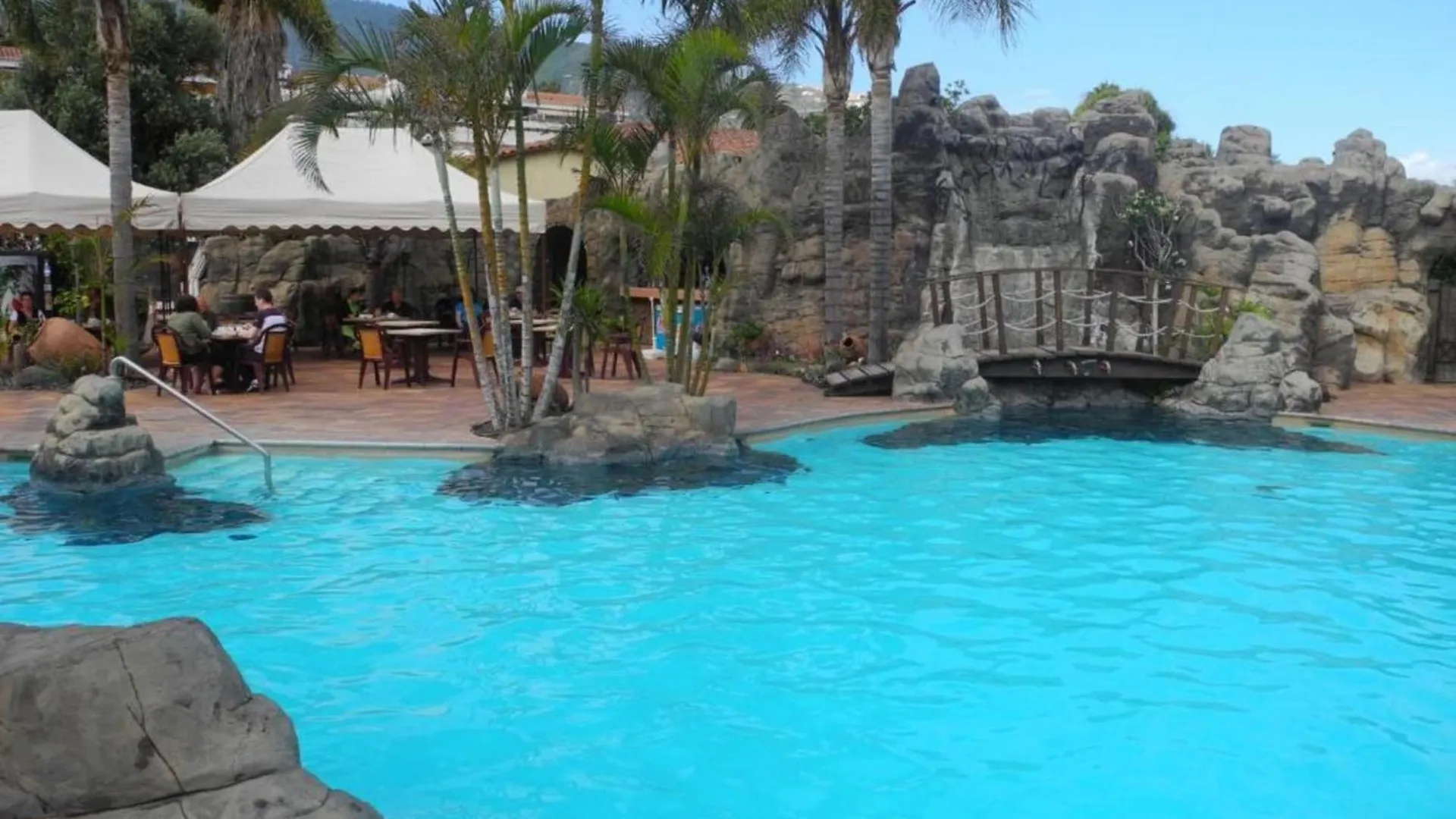 Apartamento Con Piscina Y Vistas Al Mar Sobre Acantilado Los Realejos İspanya